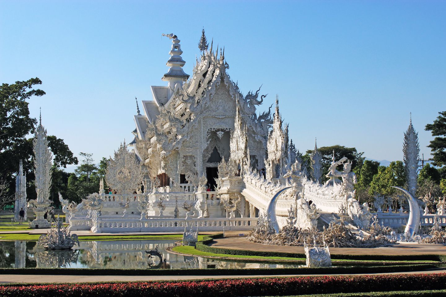 Leaving the White Temple in Chiang Rai