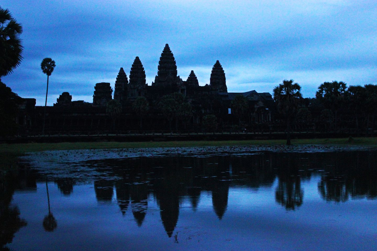 Second attemp: Angkor Wat at dawn