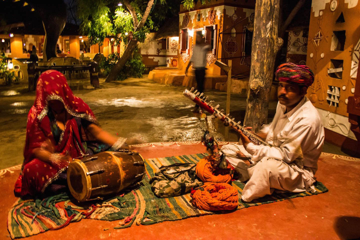Locals playing typical songs, Jaipur, India