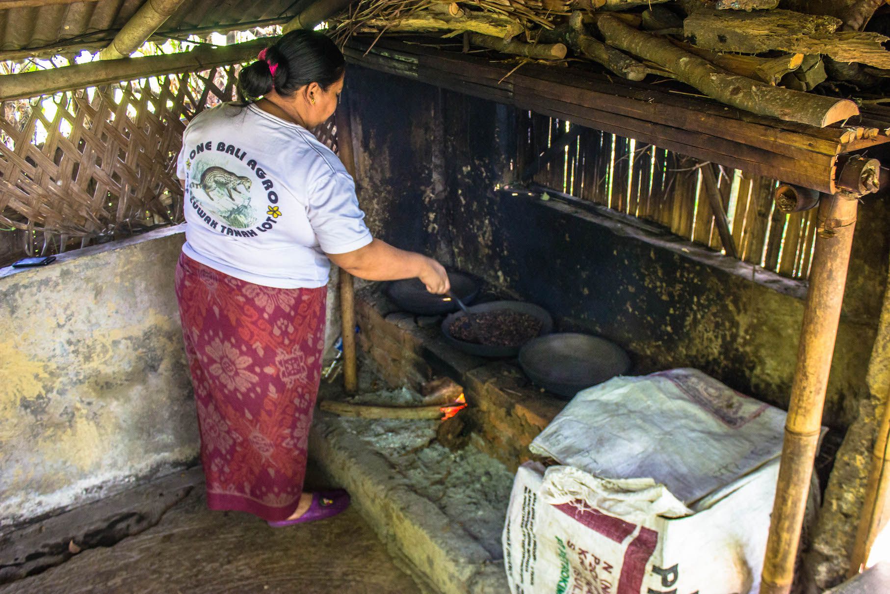 Roasting the luwak poop coffee, Bali, Indonesia