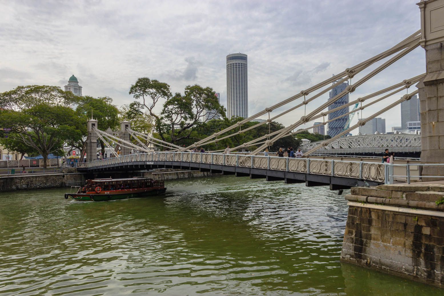 Cavenagh Bridge, Singapore