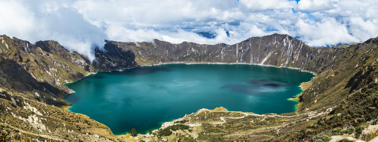 Panoramic view of the Quilotoa lagoon from the viewpoint at the trailhead, Quilotoa, Ecuador