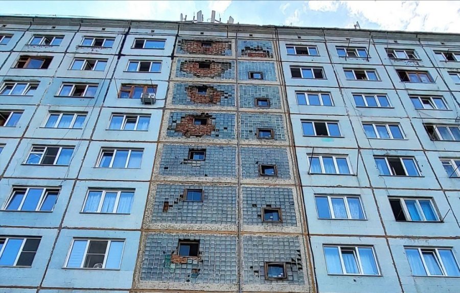 Соцсети: в Кемерове девушка выпала из окна общежития