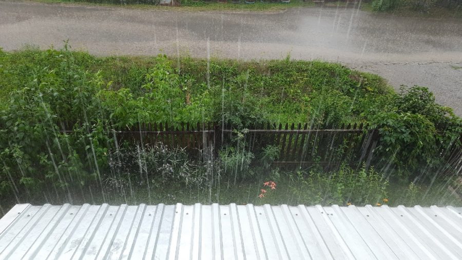 Кемерово накрыл невероятно сильный дождь