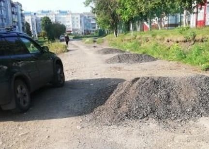 «Новую школу до сих пор «латают»»: жители Прокопьевска жалуются на недобросовестный ремонт