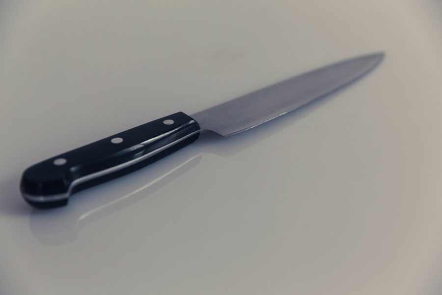 В Кузбассе осудили рецидивиста напавшего с ножом на магазин