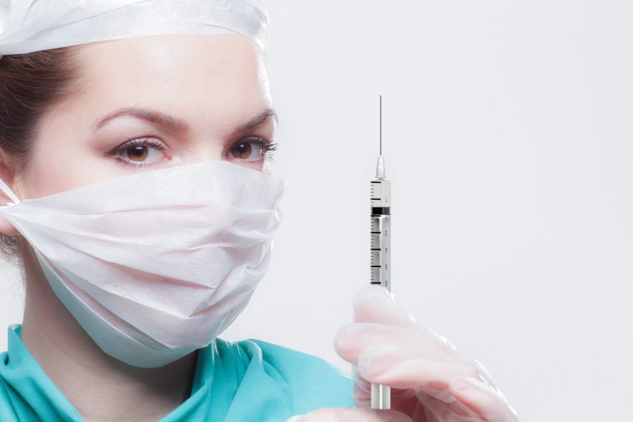 Власти решили вакцинировать от COVID-19 ещё больше жителей Кузбасса