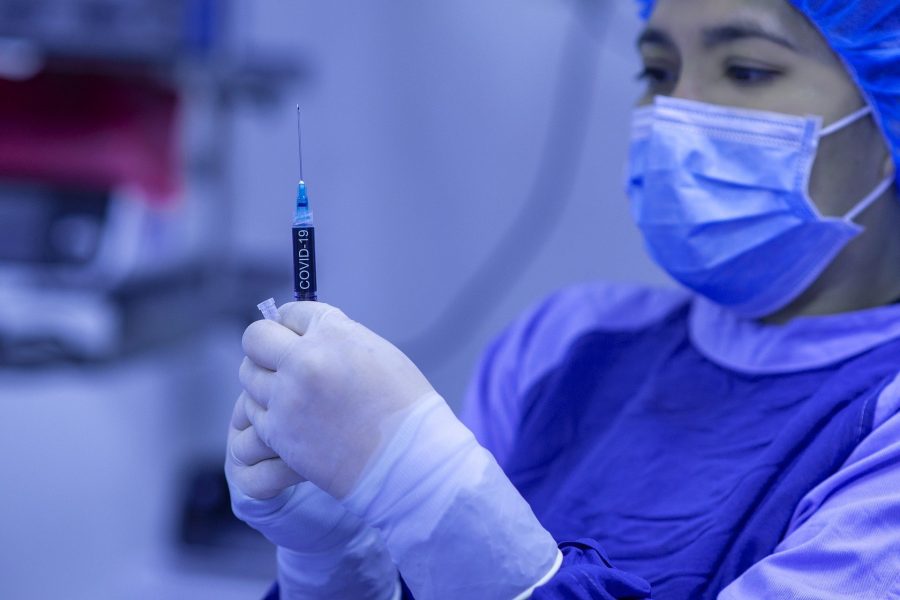 Детская вакцина от коронавируса поступит в Кузбасс уже в конце января