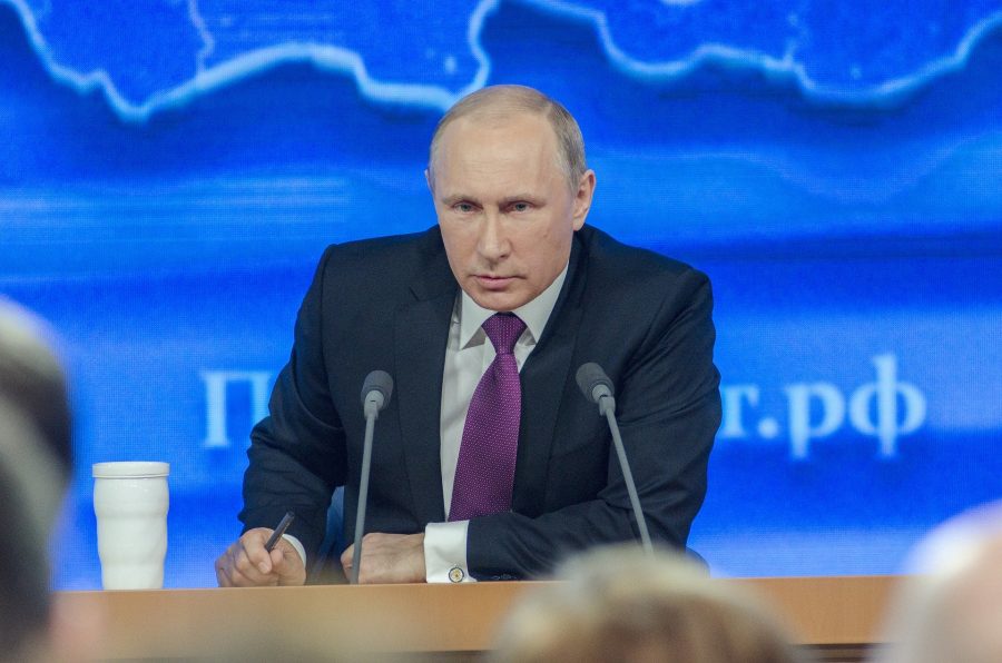 Владимир Путин заявил о применении майданных технологий в Казахстане