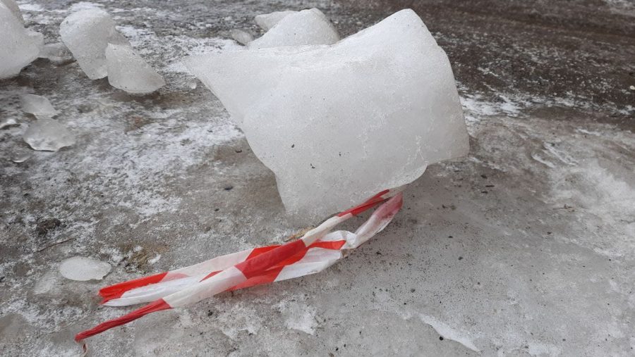 «Ну, с праздником!»: в Кемерове погода подарила женщинам холод и вьюгу