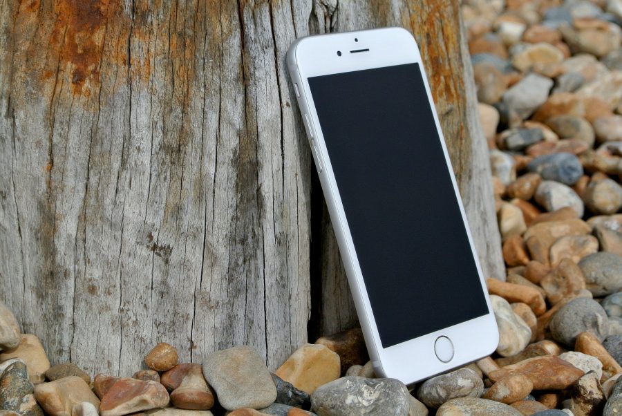 Кузбассовцы продают б/у iPhone с приложением Сбера с наценкой в несколько тысяч рублей