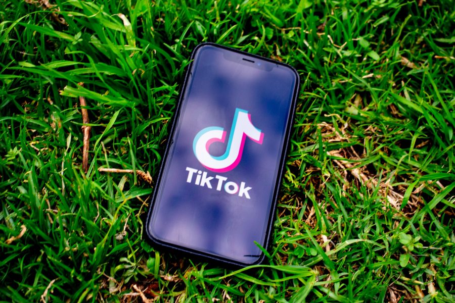 В России вновь стал доступен для скачивания TikTok в магазинах App Store