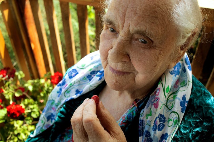 В Кузбассе 99-летняя женщина сбежала из дома развлечься