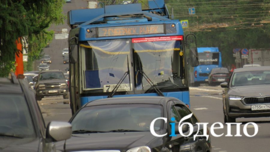 Нахальные водители устроили беспредел на дорогах Кемерова
