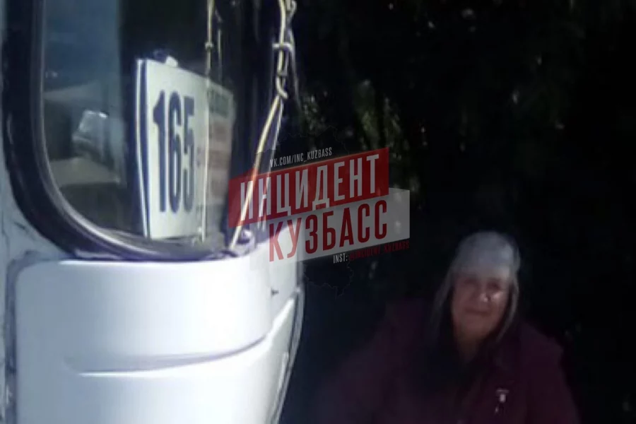 История с женщиной-водителем, показавшей голый зад пассажирам, получила неожиданное продолжение в Кузбассе
