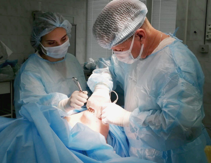 Агрессивная стадия рака: доктора провели сложную операцию в Кузбассе