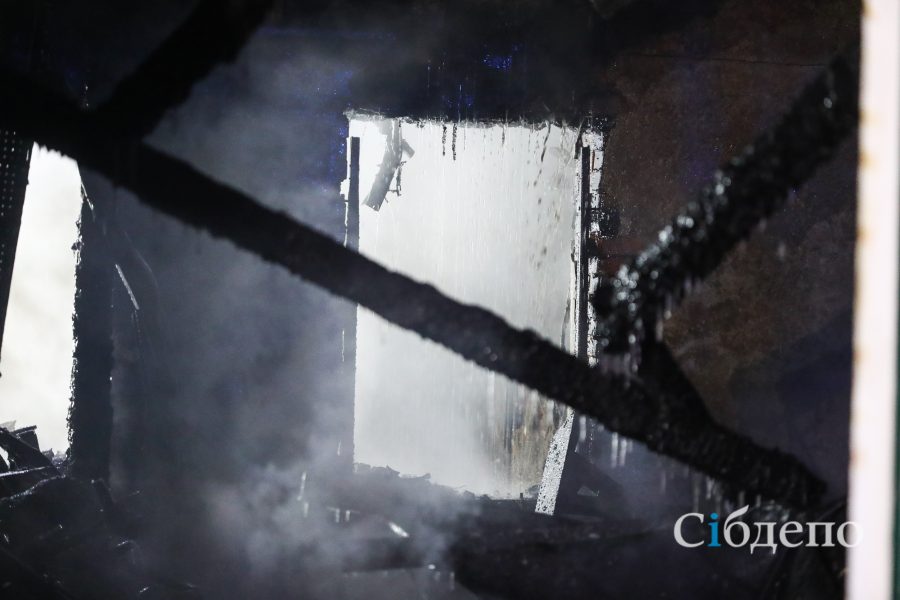 Холод и пепел: фотохроника кемеровской трагедии в приюте