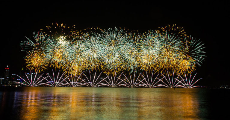 best spots to see Perth Skyworks Firework event Australia Day