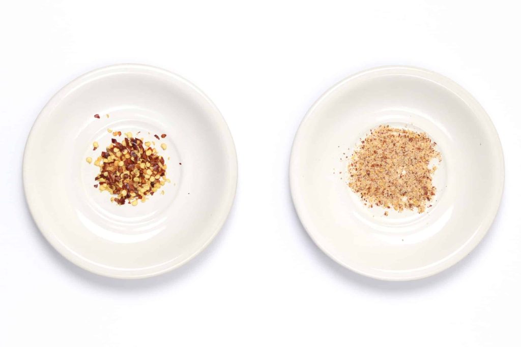 Comparison of cayenne pepper and salt and cayenne pepper seasoned cayenne