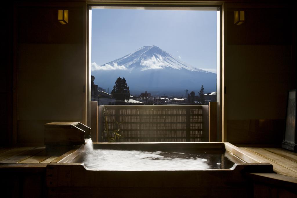 Mt Fuji Ryokan with Private Onsen - Fuji Lake Hotel 2