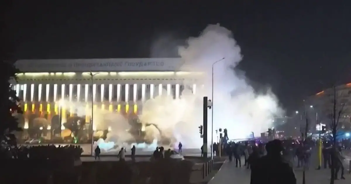 Anti-government protests in Kazakhstan turn violent