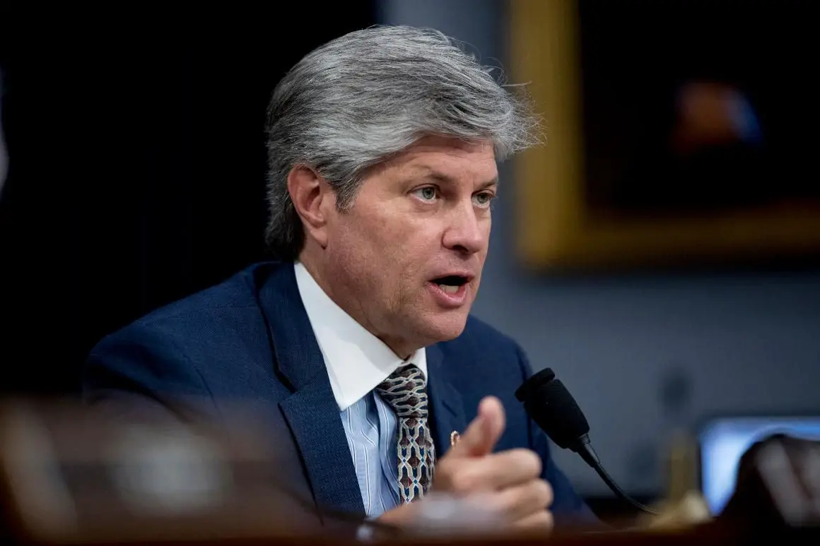 Fortenberry team tries to undercut case against him by citing prosecutor's political donations