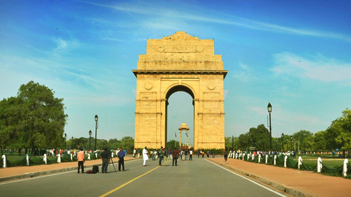 essay on india gate in hindi