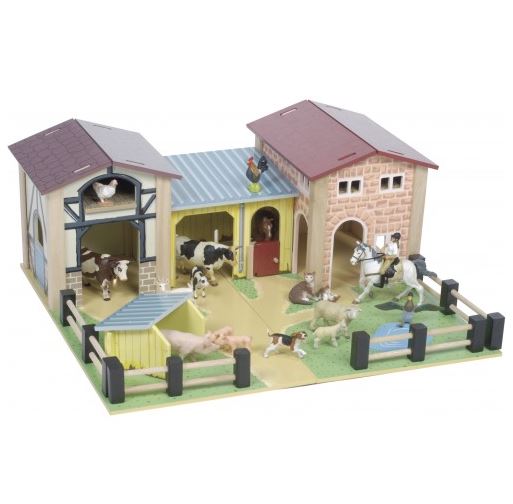 xxFYB Le Toy Van Wooden Farm 001