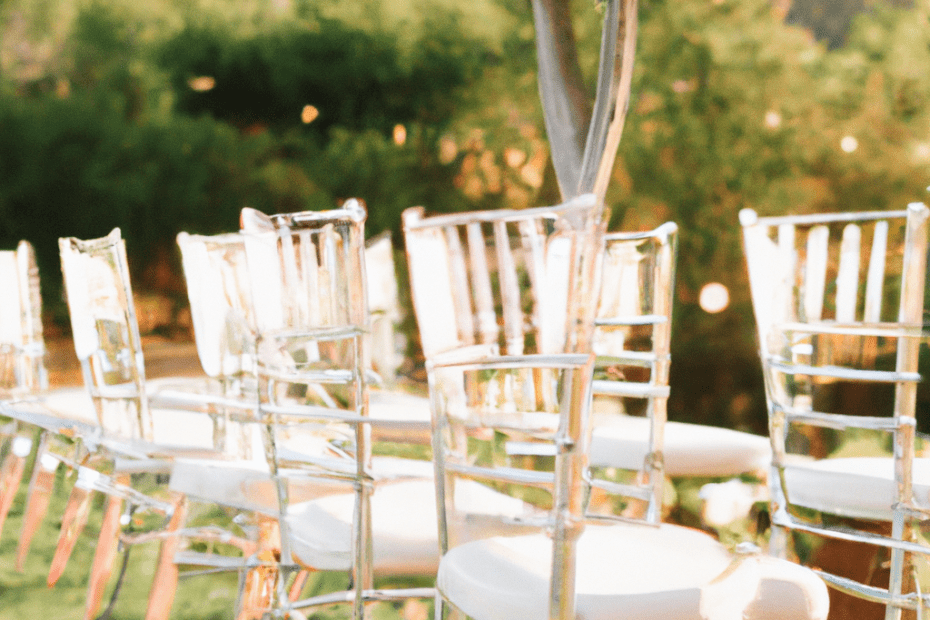 Can Chiavari chairs be used for outdoor weddings?