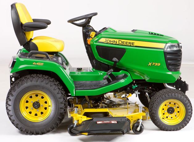 John Deere X739 Lawn Tractor