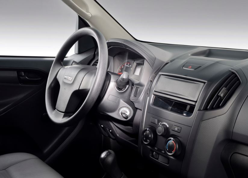 ISUZU D-MAX Pick up interior