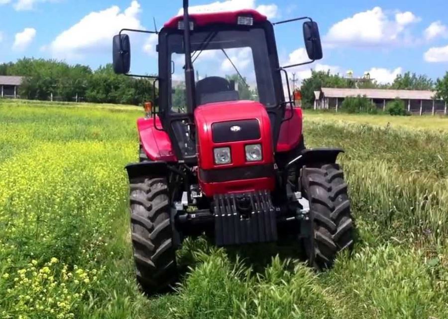 BELARUS 1025.3 Tractor