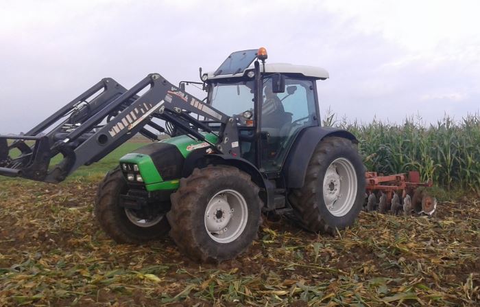 DEUTZ-FAHR Agrofarm 420 Tractor