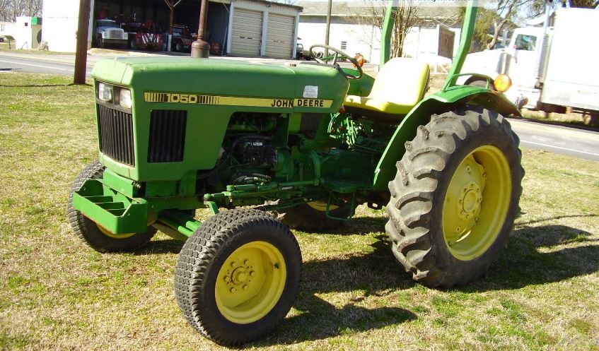 John Deere 1050 Tractor Specifications