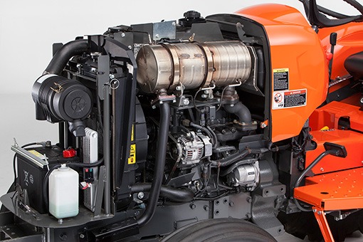 Kubota L2501 New-Powerful-Clean-Engine