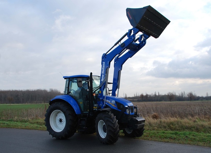 New Holland T5.95 Tractor Front Loader