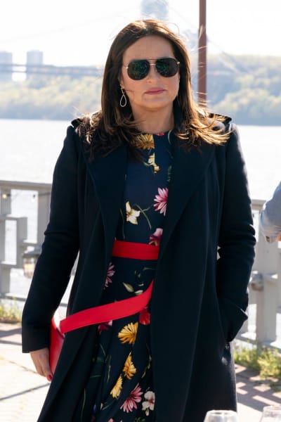 Benson Attends Fin's Wedding - Law & Order: SVU Season 22 Episode 16