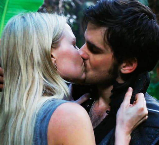 CaptainSwan Neverland Kiss - Once Upon a Time