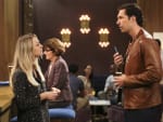 Penny Runs into Her Ex - The Big Bang Theory
