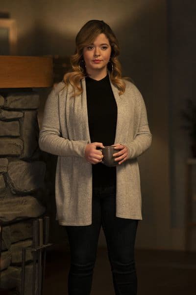 Scheming  - PLL: The Perfectionists Season 1 Episode 10