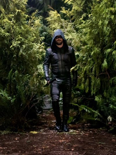 Green Arrow - Arrow Season 8 Episode 7