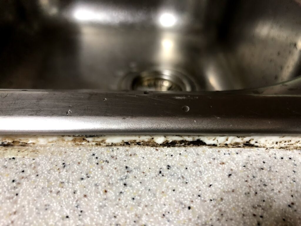 Signs You Need To Replace Your Old Kitchen Sink 2