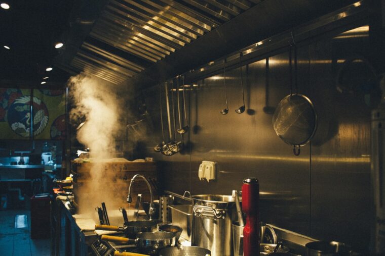 6 Ways To Keep Your Commercial Kitchen Safe 1