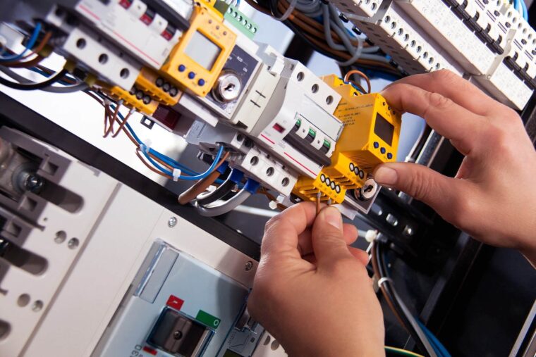 How Effective Are Whole House Surge Protectors - 2023 Guide 2