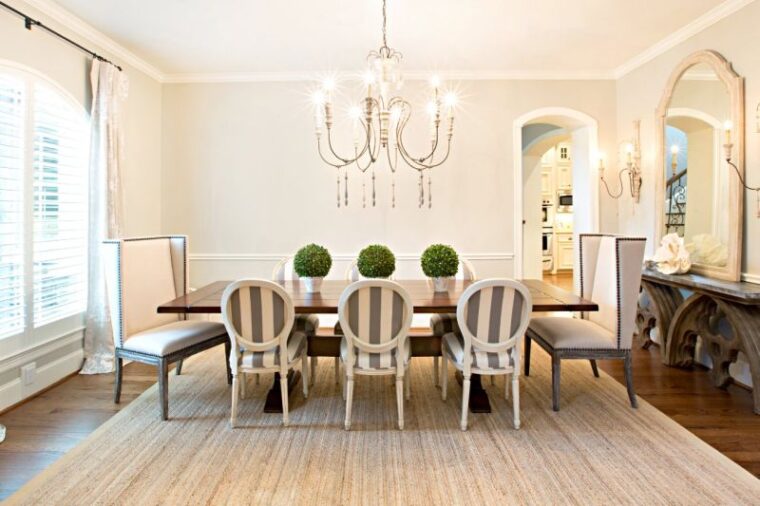 Brighten Your Living Space with Stylish and Affordable Dining Room Sets  2