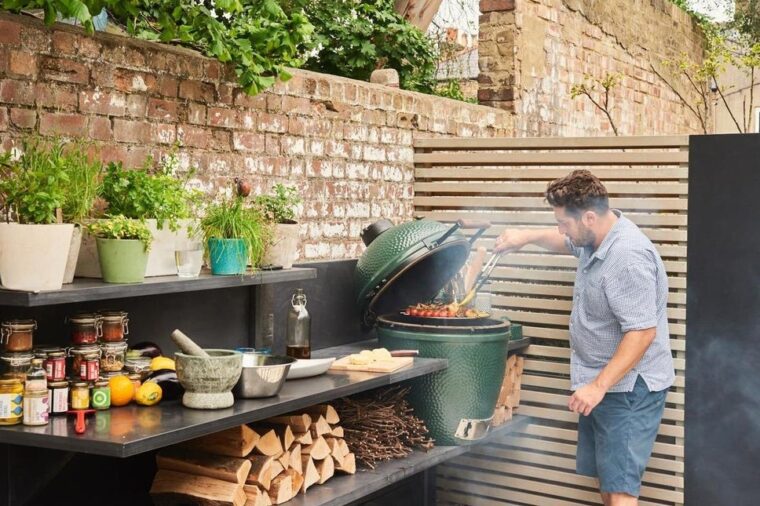 How To Equip Your Outdoor Kitchen With Appliances And Features 2
