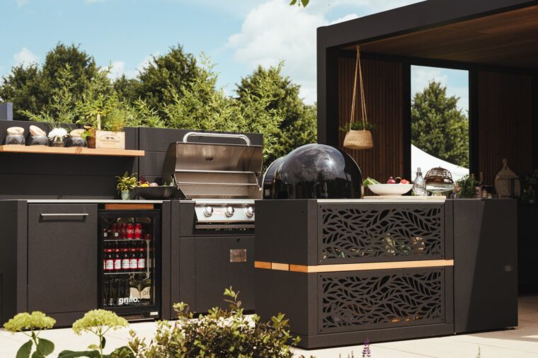 From Grill Master to Outdoor Chef: Designing Your Ideal Outdoor Kitchen 1