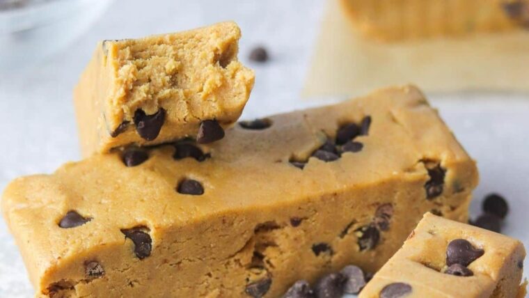 Delicious and Nutritious: Homemade Cookie Dough Protein Bars 9