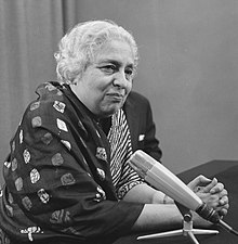 Vijaya Lakshmi Pandit 1965b.jpg