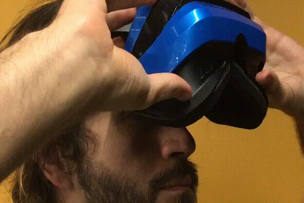 A-Frame v0.7.0 - Windows Mixed Reality Headsets and glTF 2.0